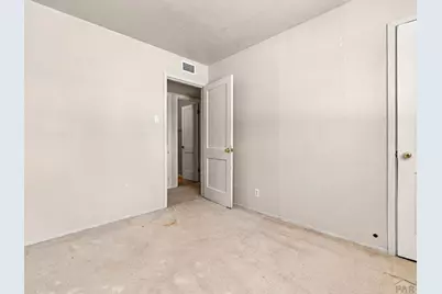 2610 Azalea St, Pueblo, CO 81005 - Photo 9