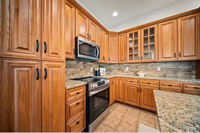 995 S Linden Pl, Pueblo West, CO 81007 - Photo 13