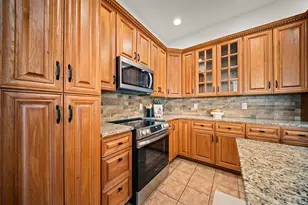 995 S Linden Pl, Pueblo West, CO 81007 - Photo 13