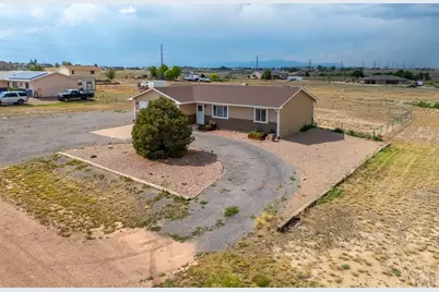 1147 E Beardsley Place, Pueblo West, CO 81007 - Photo 3