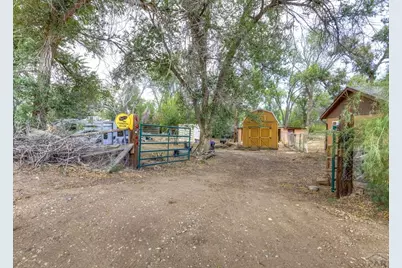 708 W 10th St, Walsenburg, CO 81089 - Photo 39