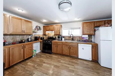 708 W 10th St, Walsenburg, CO 81089 - Photo 21