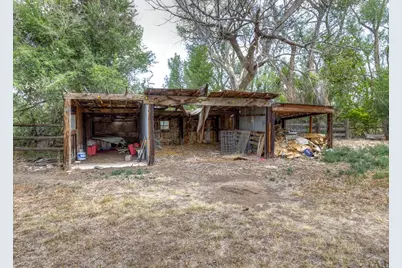 708 W 10th St, Walsenburg, CO 81089 - Photo 29