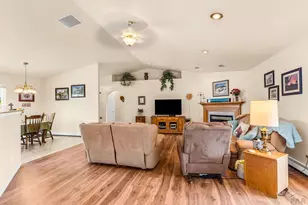 1165 S Oak Leaf Dr, Pueblo West, CO 81007 - Photo 9