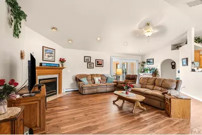1165 S Oakleaf Dr, Pueblo West, CO 81007 - Photo 5