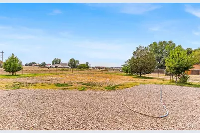 1165 S Oakleaf Dr, Pueblo West, CO 81007 - Photo 45