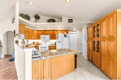 1165 S Oakleaf Dr, Pueblo West, CO 81007 - Photo 11
