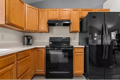 565 S Hook Dr, Pueblo West, CO 81007 - Photo 17