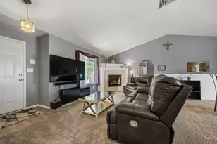 565 S Hook Dr, Pueblo West, CO 81007 - Photo 11