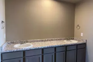 2410 Yankee Ct, Pueblo, CO 81008 - Photo 21