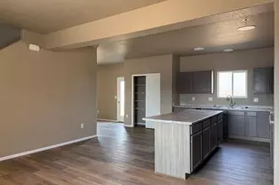 2410 Yankee Ct, Pueblo, CO 81008 - Photo 7