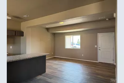 2410 Yankee Ct, Pueblo, CO 81008 - Photo 5