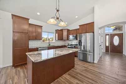 1003 Olivecrest Dr, Pueblo, CO 81005 - Photo 9