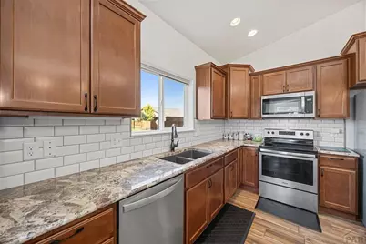 1003 Olivecrest Dr, Pueblo, CO 81005 - Photo 11