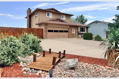 1142 Bluestem Blvd, Pueblo, CO 81001 - Photo 3