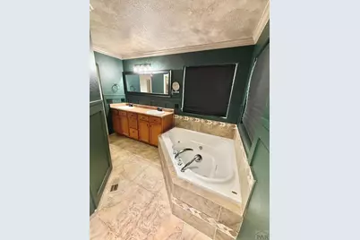 4413 Holland, Pueblo, CO 81008 - Photo 19