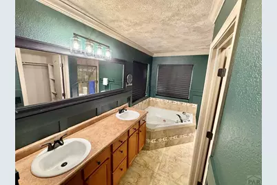4413 Holland, Pueblo, CO 81008 - Photo 17