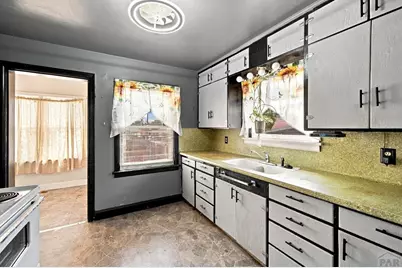 1314 Court St, Pueblo, CO 81003 - Photo 9