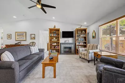 20 Nona Brooks Ct #E, Pueblo, CO 81005 - Photo 11