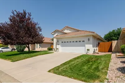 1040 Willowcrest Dr, Pueblo, CO 81005 - Photo 3