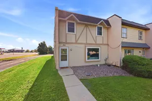 194 Gamble Ln, Pueblo, CO 81001 - Photo 3