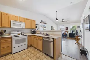 1225 Silver Hawk Ct, Pueblo, CO 81008 - Photo 17