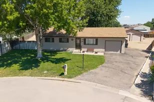 2021 Zinno Blvd, Pueblo, CO 81006 - Photo 3