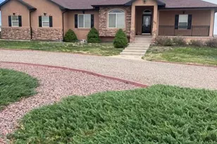 777 Woodleaf Dr, Pueblo West, CO 81007 - Photo 1