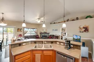 777 Woodleaf Dr, Pueblo West, CO 81007 - Photo 11