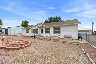 1581 Center Ln, Pueblo, CO 81006 - Photo 3
