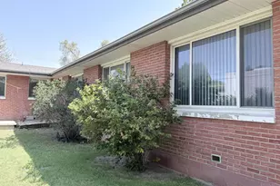 102 W 14th St, La Junta, CO 81050 - Photo 3