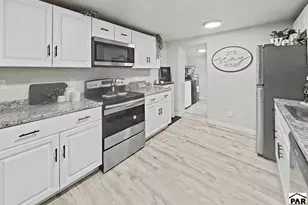 2804 E 14th St, Pueblo, CO 81001 - Photo 11
