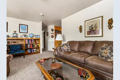 32 Loyola Lane, Pueblo, CO 81005 - Photo 5