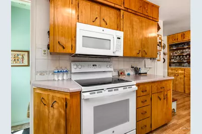 32 Loyola Lane, Pueblo, CO 81005 - Photo 11