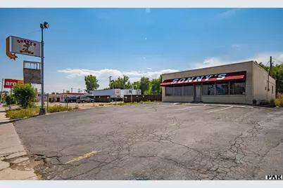 3029 N Elizabeth St, Pueblo, CO 81008 - Photo 11