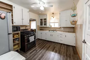 2035 Pine St, Pueblo, CO 81004 - Photo 15