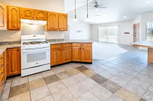 593 E Hahns Peak Ave, Pueblo West, CO 81007 - Photo 9