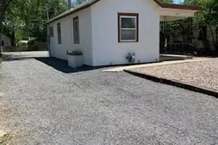 742 Belmont Ave, Pueblo, CO 81004 - Photo 3