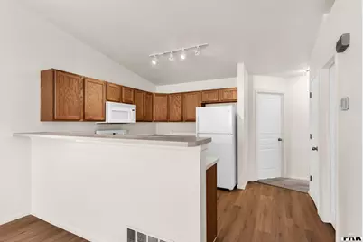 1326 Silver Hawk Court, Pueblo, CO 81008 - Photo 15