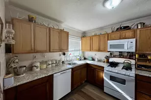 737 Ash Ave, Las Animas, CO 81054 - Photo 17