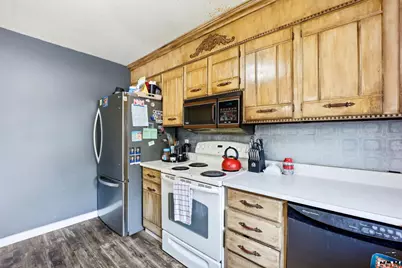 110 Encino Dr, Pueblo, CO 81005 - Photo 19