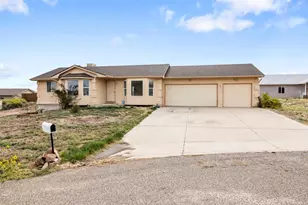 807 S Aguilar Ln, Pueblo West, CO 81007 - Photo 37