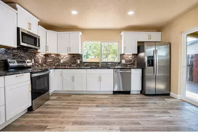 2009 E 15th St, Pueblo, CO 81001 - Photo 11