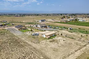 1073 W Mescalero Dr, Pueblo, CO 81007 - Photo 41