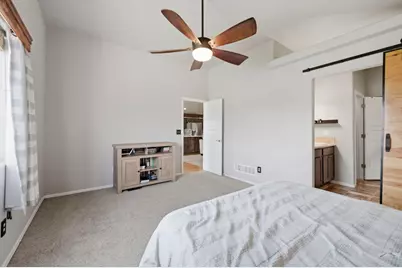 1073 W Mescalero Dr, Pueblo, CO 81007 - Photo 15