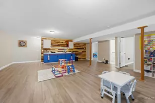 1073 W Mescalero Dr, Pueblo, CO 81007 - Photo 25