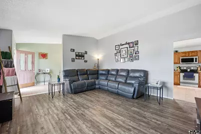 173 S Golfwood Dr E, Pueblo West, CO 81007 - Photo 7
