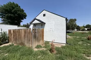 2431 Wyoming Ave, Pueblo, CO 81004 - Photo 3