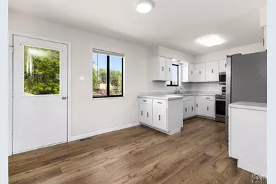 1909 Pioneer Dr, Pueblo, CO 81008 - Photo 7