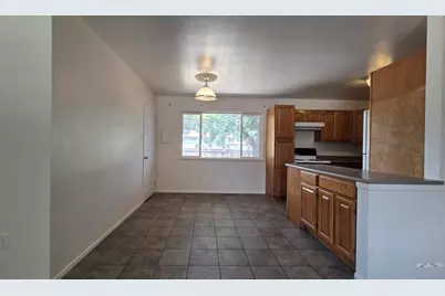 103 Deauville Lane, Pueblo, CO 81005 - Photo 5